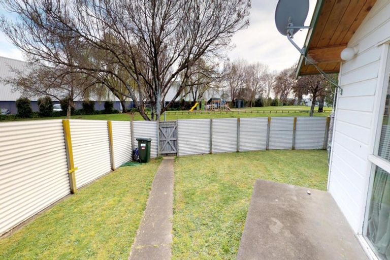 Photo of property in 89 Kaimanawa Street, Kelvin Grove, Palmerston North, 4414