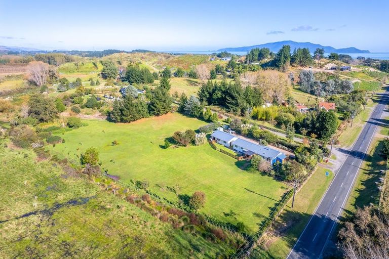 Photo of property in 149 Peka Peka Road, Peka Peka, Waikanae, 5391