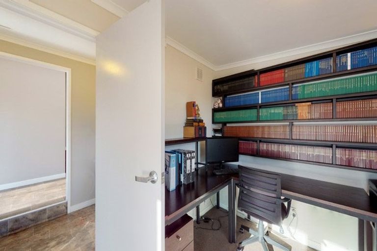 Photo of property in 8 Doctors Hill Road, Maungaturoto, 0520