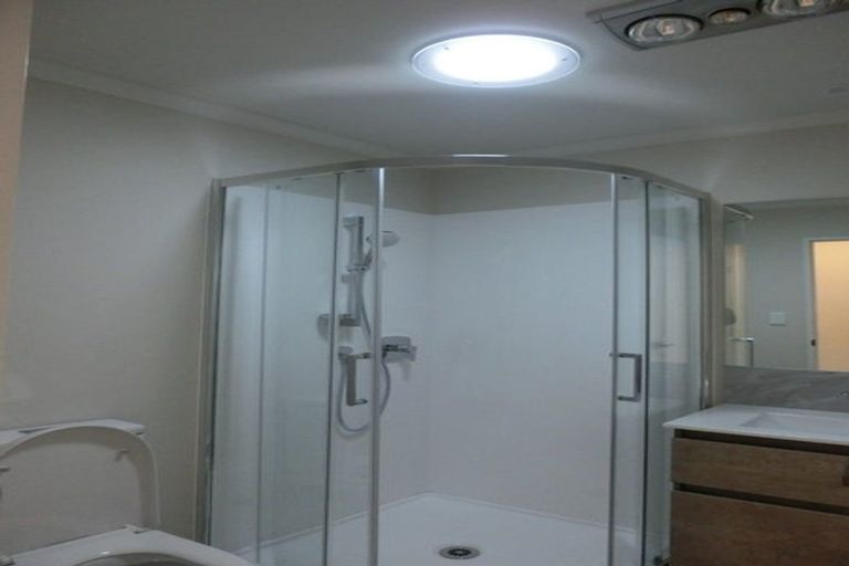 Photo of property in 8/66 Swanson Road, Henderson, Auckland, 0610