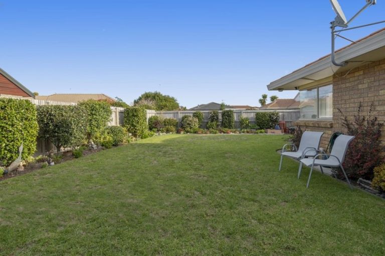 Photo of property in 17 Lotus Avenue, Mount Maunganui, 3116