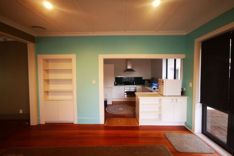 Photo of property in 53 Shakespeare Road, Bluff Hill, Napier, 4110
