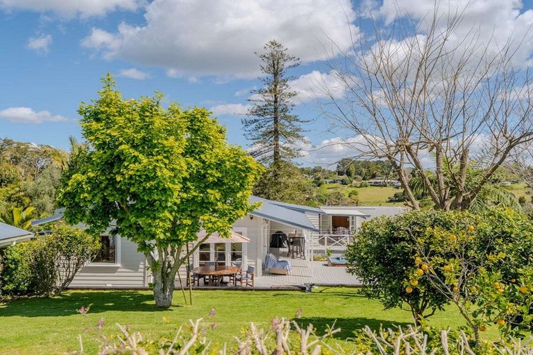 Photo of property in 20 Pickmere Lane, Kerikeri, 0230