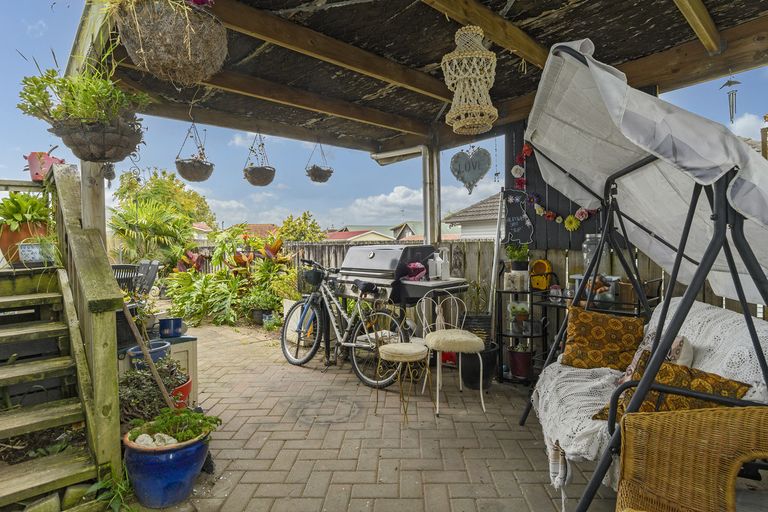 Photo of property in 15a Oxford Street, Parkvale, Tauranga, 3112