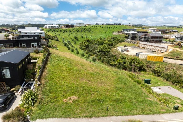 Photo of property in 41 Omahina Street, Raglan, 3225