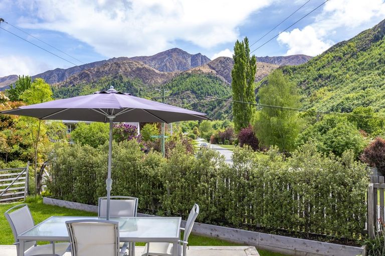 Photo of property in 8 Boundary Street, Arrowtown, 9302