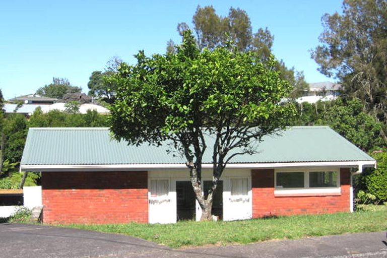 Photo of property in 1/45 Cron Avenue, Te Atatu South, Auckland, 0610