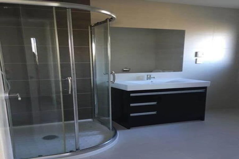 Photo of property in 76 Laurel Oak Drive, Schnapper Rock, Auckland, 0632