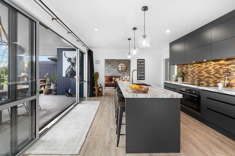 Photo of property in 15 Shadbolt Drive, Leamington, Cambridge, 3432