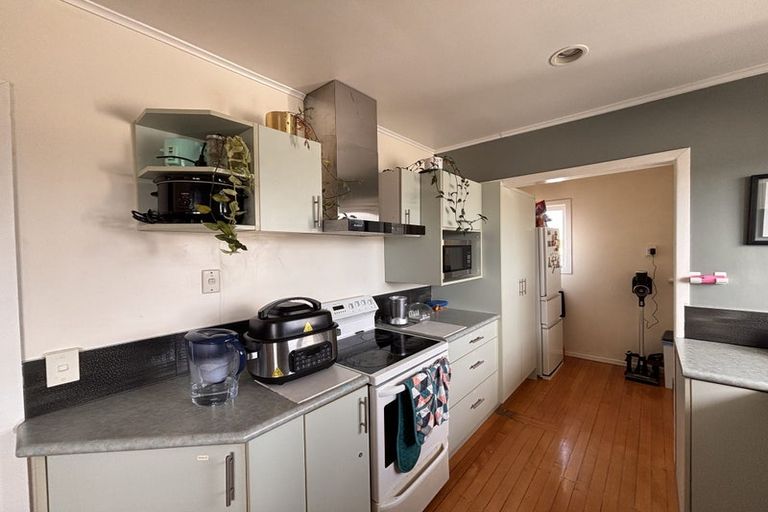 Photo of property in 40 Strid Road, Te Atatu South, Auckland, 0610