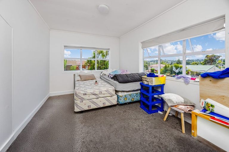 Photo of property in 2 Harrington Road, Henderson, Auckland, 0610
