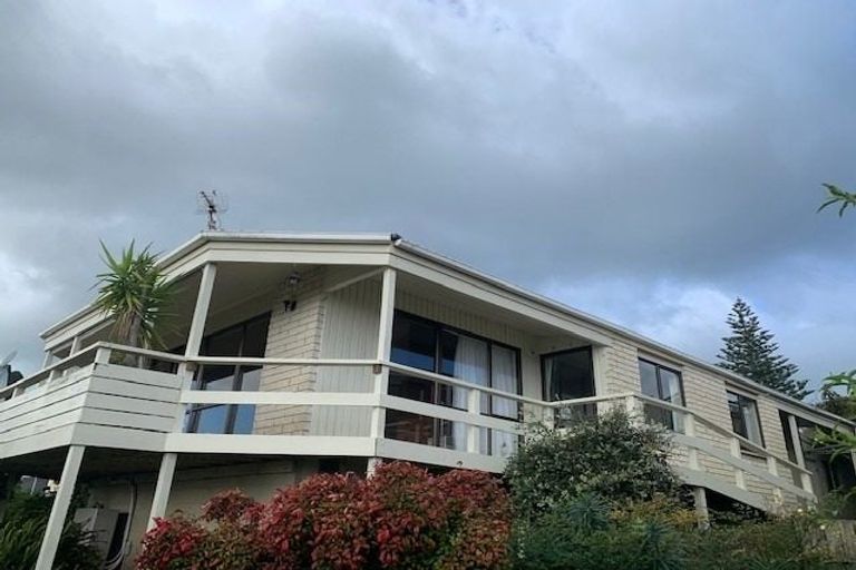 Photo of property in 15 Vivian Drive, Omokoroa, 3114