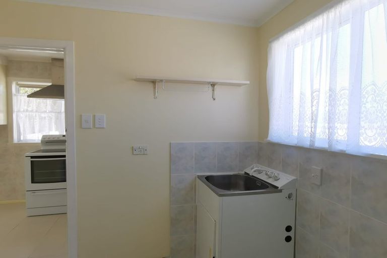 Photo of property in 44 Brandon Road, Glen Eden, Auckland, 0602