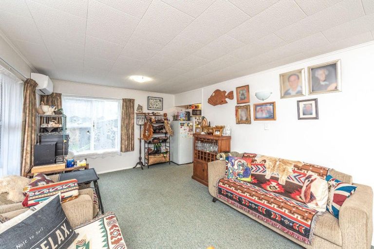 Photo of property in 30 Seafront Road, Castlecliff, Wanganui, 4501