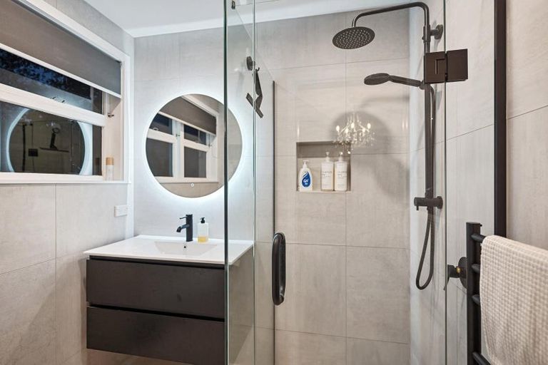 Photo of property in 47 Koraha Road, Kumeu, 0892