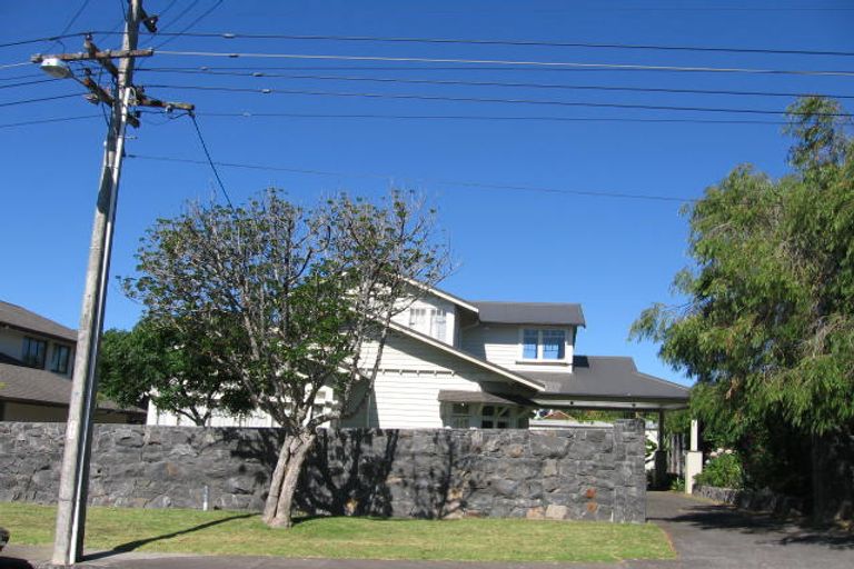 Photo of property in 3 Ocean View Road, Milford, Auckland, 0620