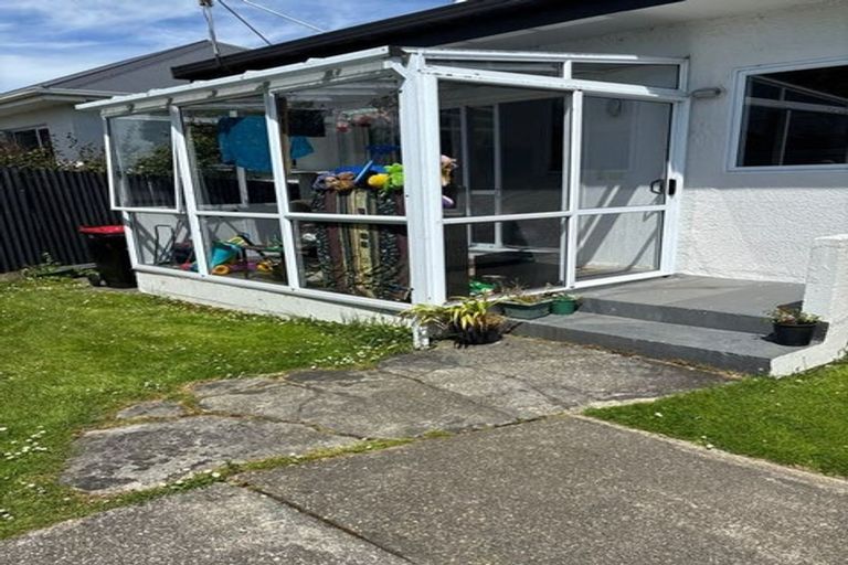 Photo of property in 126 Layard Street, Windsor, Invercargill, 9810