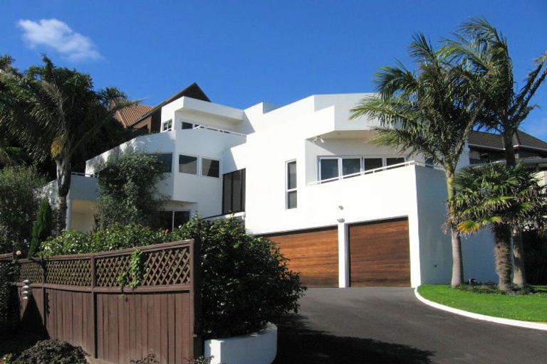 Photo of property in 2/6 Basilton Close, Bucklands Beach, Auckland, 2012