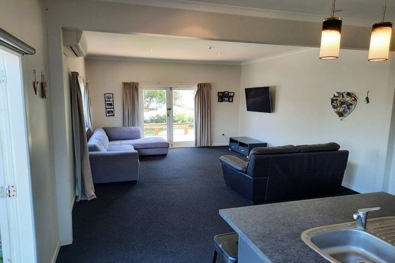 Photo of property in 18 Forward Street, Greenmeadows, Napier, 4112