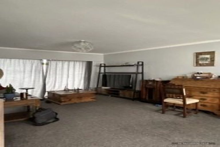 Photo of property in 2/19 Bucklands Beach Road, Bucklands Beach, Auckland, 2012