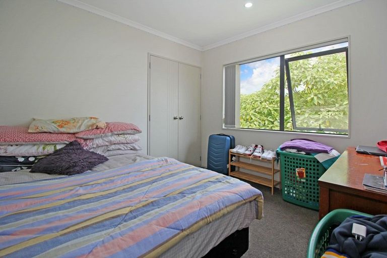Photo of property in 16b Earlsworth Road, Mangere East, Auckland, 2024