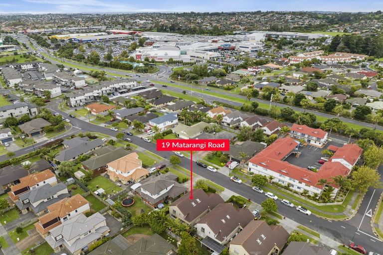 Photo of property in 19 Matarangi Road, East Tamaki, Auckland, 2013