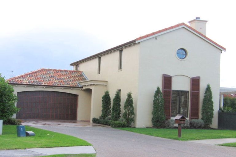 Photo of property in 10 Fairfield Lane, East Tamaki Heights, Auckland, 2016