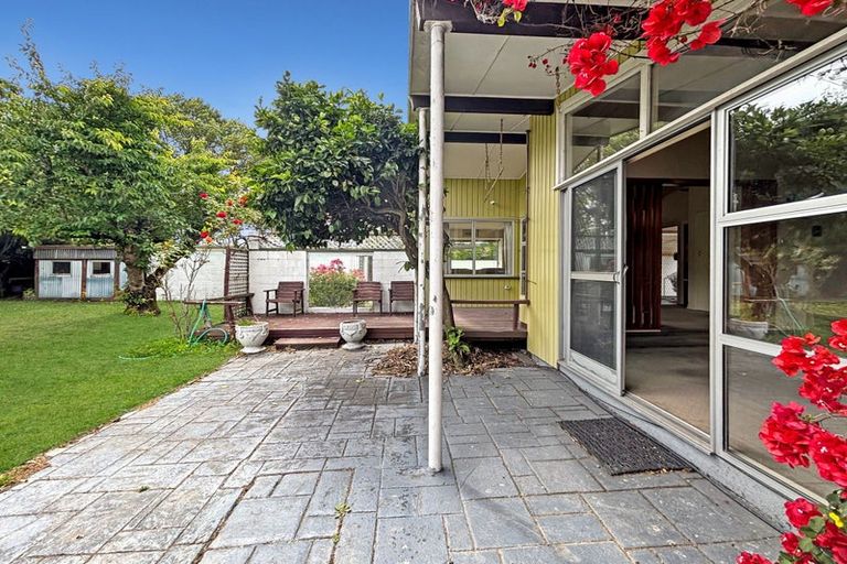 Photo of property in 8 Colligan Street, Upper Riccarton, Christchurch, 8041