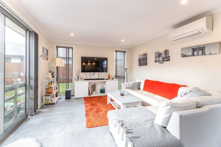 Photo of property in 16 Meyer Crescent, Halswell, Christchurch, 8025