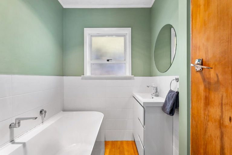 Photo of property in 816 Clive Street, Akina, Hastings, 4122