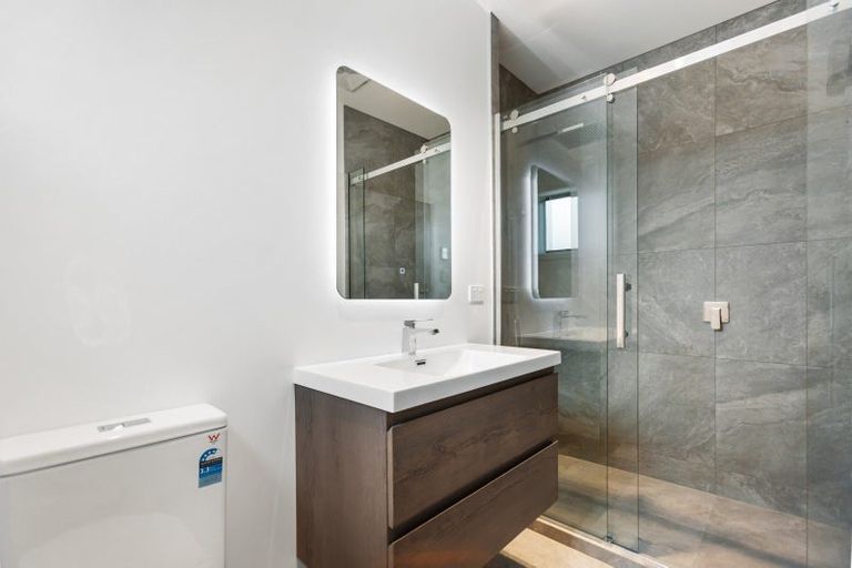 Photo of property in 10 Le Mans Grove, Cromwell, 9384