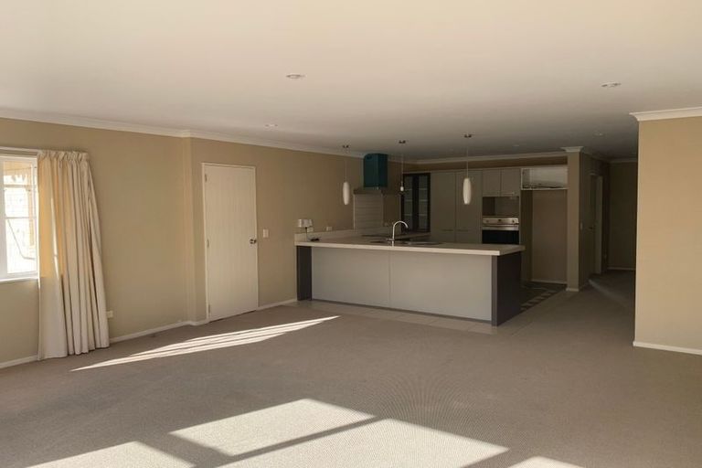 Photo of property in 33 Janway Avenue, Flat Bush, Auckland, 2016
