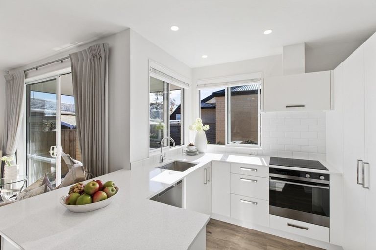 Photo of property in 53 Rodney Street, Howick, Auckland, 2014