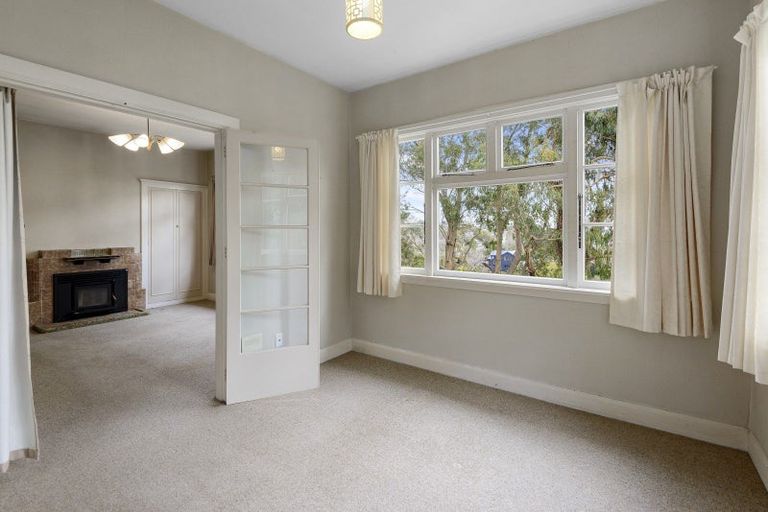 Photo of property in 74 Valley Road, Cashmere, Christchurch, 8022