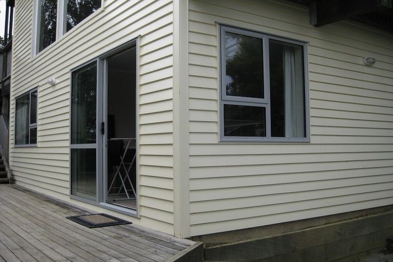 Photo of property in 47 Fitzpatrick Street, Newlands, Wellington, 6037