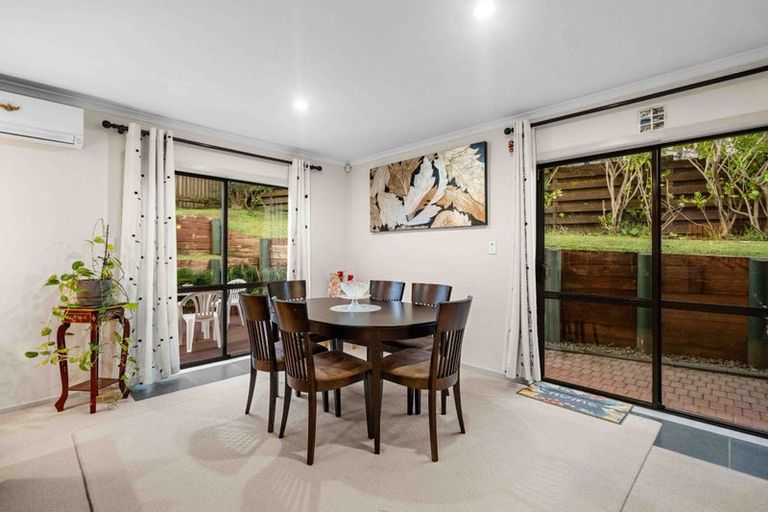 Photo of property in 22a Marvon Downs Avenue, Pakuranga Heights, Auckland, 2010