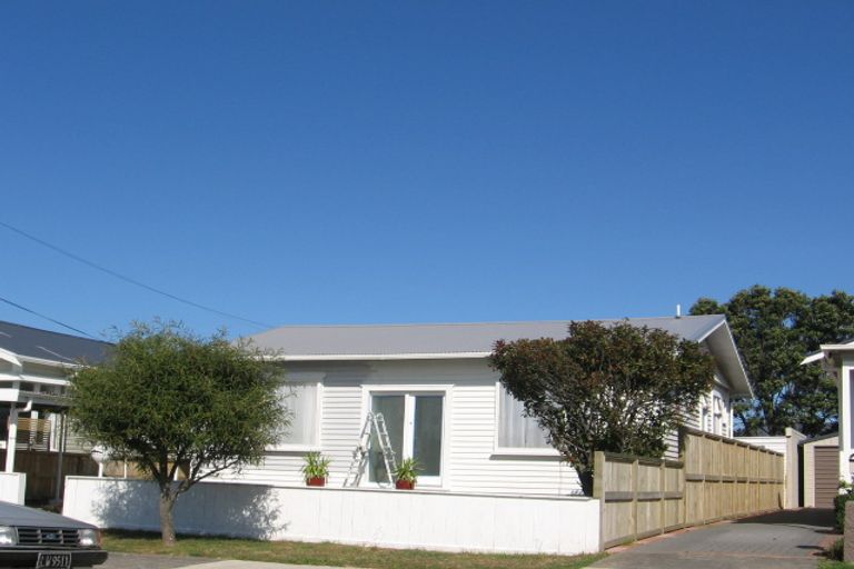 Photo of property in 14 Ava Street, Petone, Lower Hutt, 5012