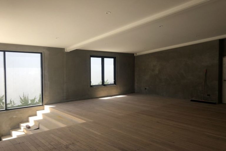 Photo of property in 48 Lake Road, Narrow Neck, Auckland, 0624