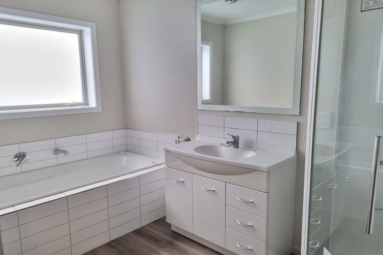 Photo of property in 21 Te Toru Street, Taita, Lower Hutt, 5011