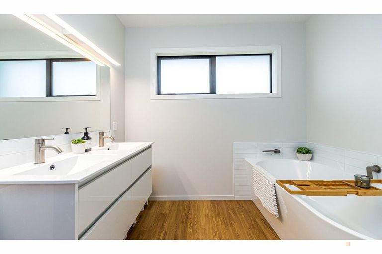 Photo of property in 66c Dobson Street, Gleniti, Timaru, 7910