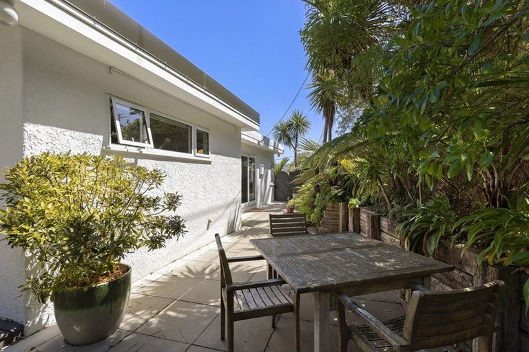 Photo of property in 8 Otaki Street, Miramar, Wellington, 6022