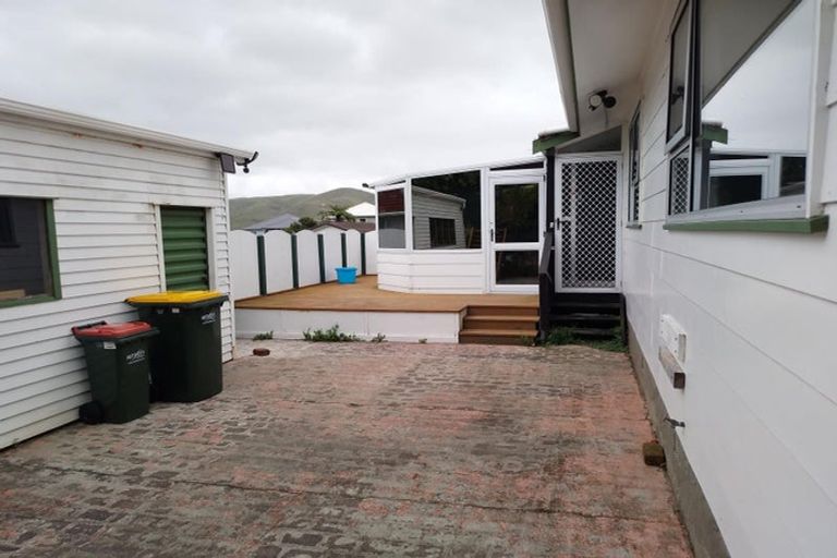 Photo of property in 240 Major Drive, Kelson, Lower Hutt, 5010