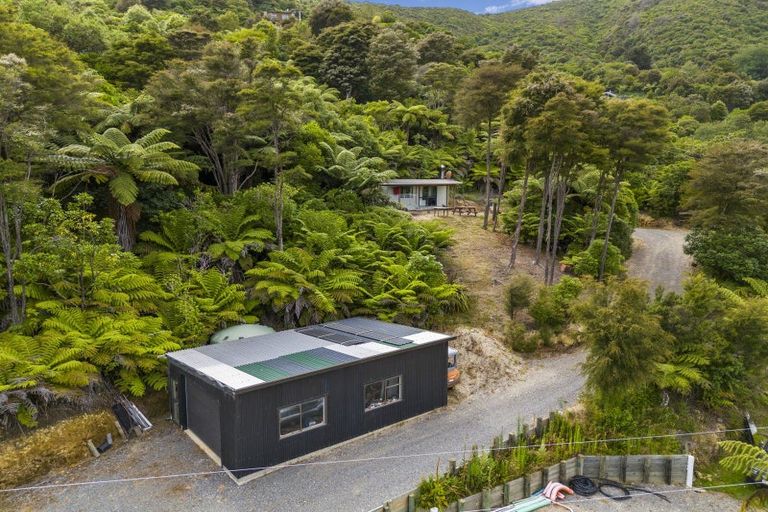 Photo of property in 279 Queen Charlotte Drive, Havelock, Picton, 7281
