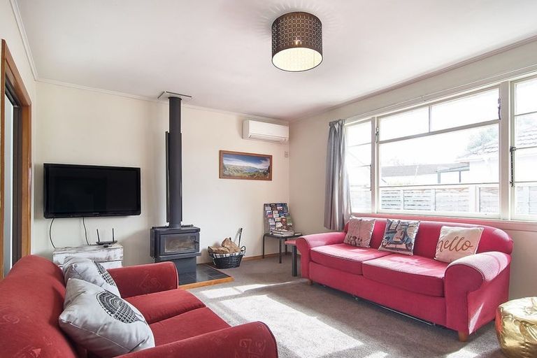 Photo of property in 5 Murdoch Street, Bryndwr, Christchurch, 8053