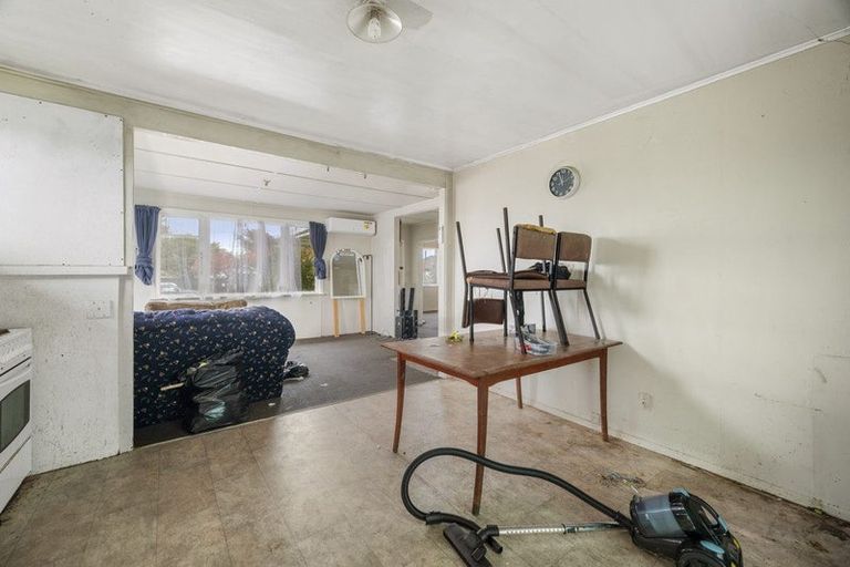 Photo of property in 5 Island View Road, Western Heights, Rotorua, 3015