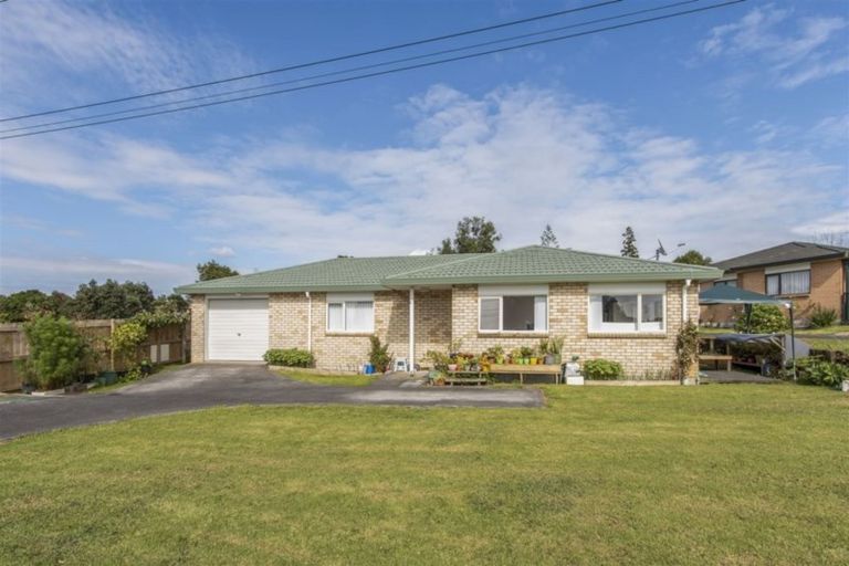 Photo of property in 11 Munroe Road, Ranui, Auckland, 0612