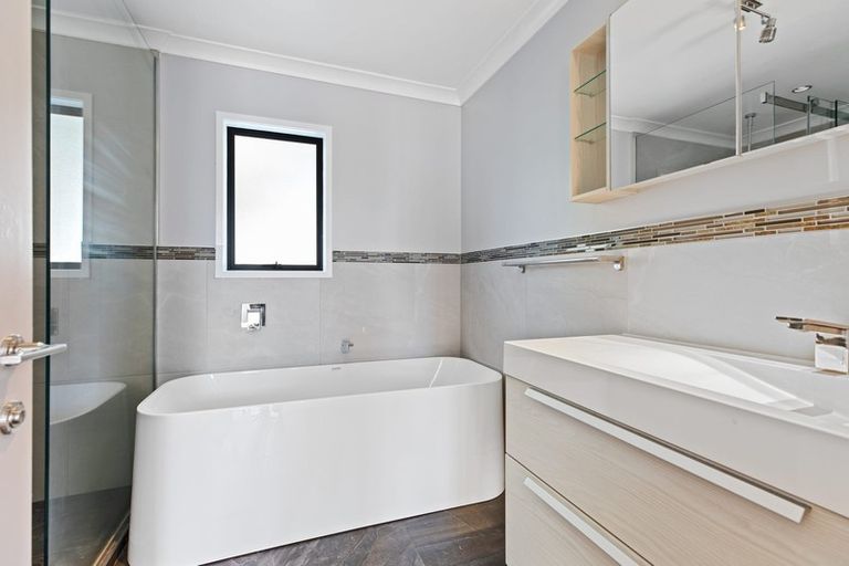 Photo of property in 48a Cambridge Road, Judea, Tauranga, 3110