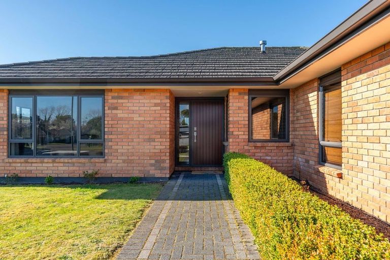 Photo of property in 8 Brompton Close, Richmond Heights, Taupo, 3330