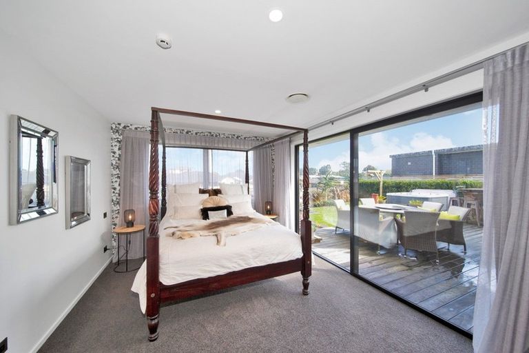 Photo of property in 1 Ashwood Lane, Bell Block, New Plymouth, 4312