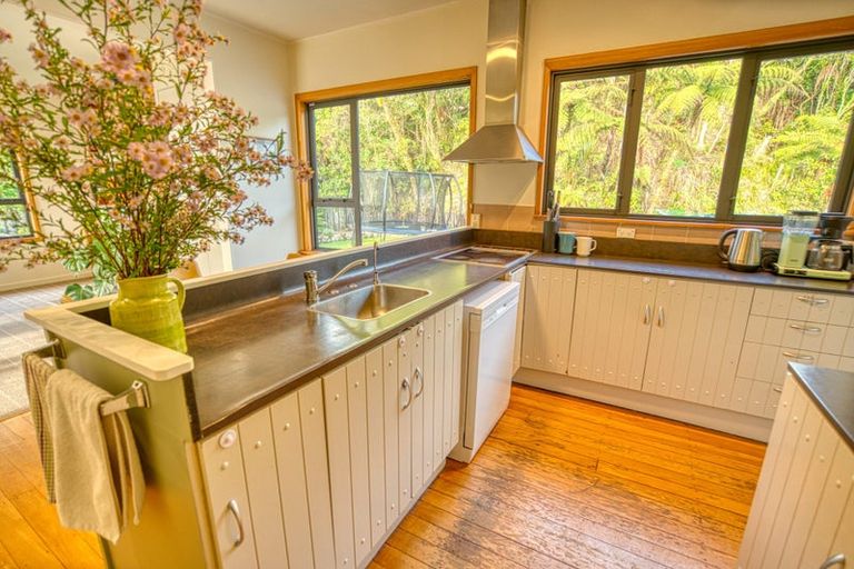 Photo of property in 3 Fernhill Place, Karoro, Greymouth, 7805